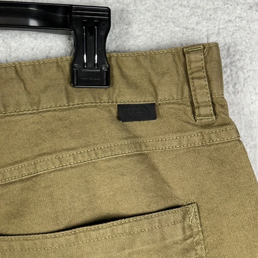 The North Face Pants Mens 38 Olive Green Climbing Hiking Chino Stretch Outdoor